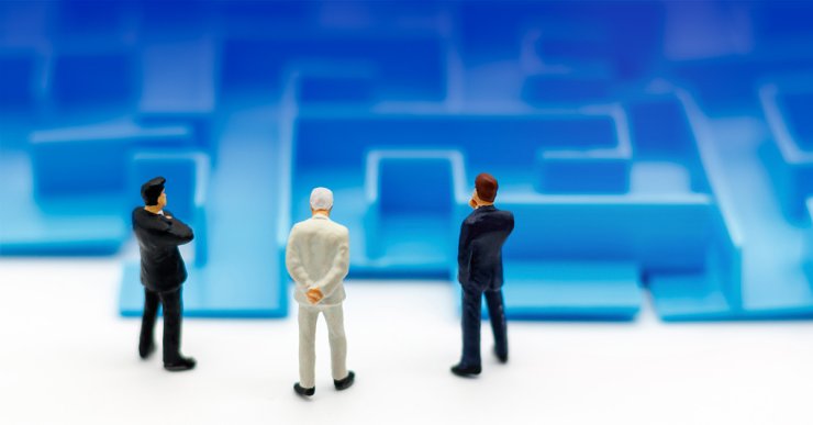 Пропастта между индустриите при работа от дистанция: как да направим по-гъвкави негъвкавите индустрии?